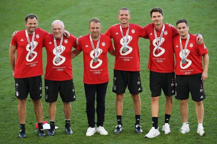 Juventus Cầu Thủ